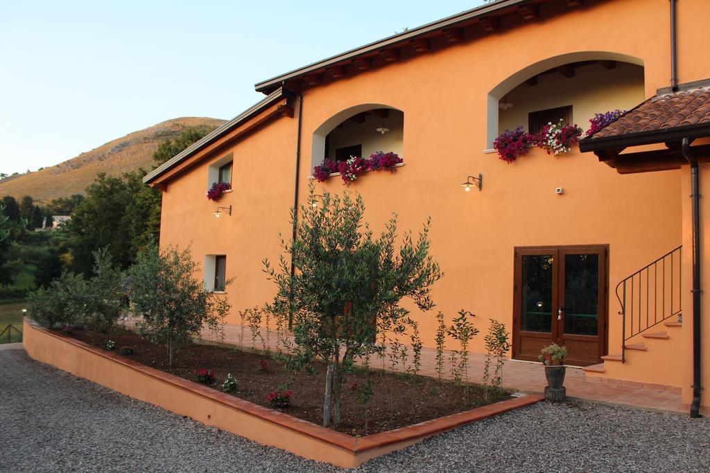 Agriturismo L'Ulivo 파둘라 외부 사진
